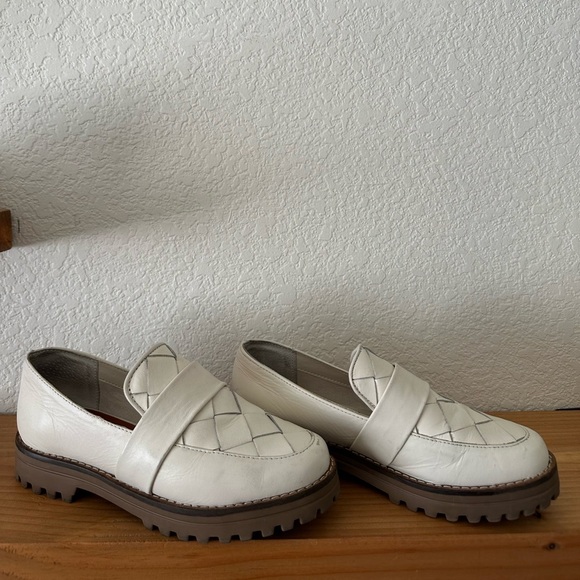 Dolce Vita Aubree Woven Loafers in Cream 6.5 - Picture 4 of 10